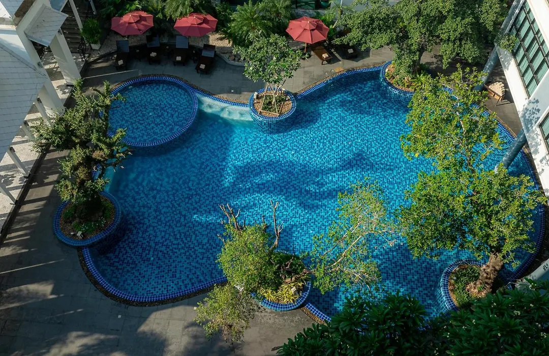Bay Beach Resort Jomtien-1